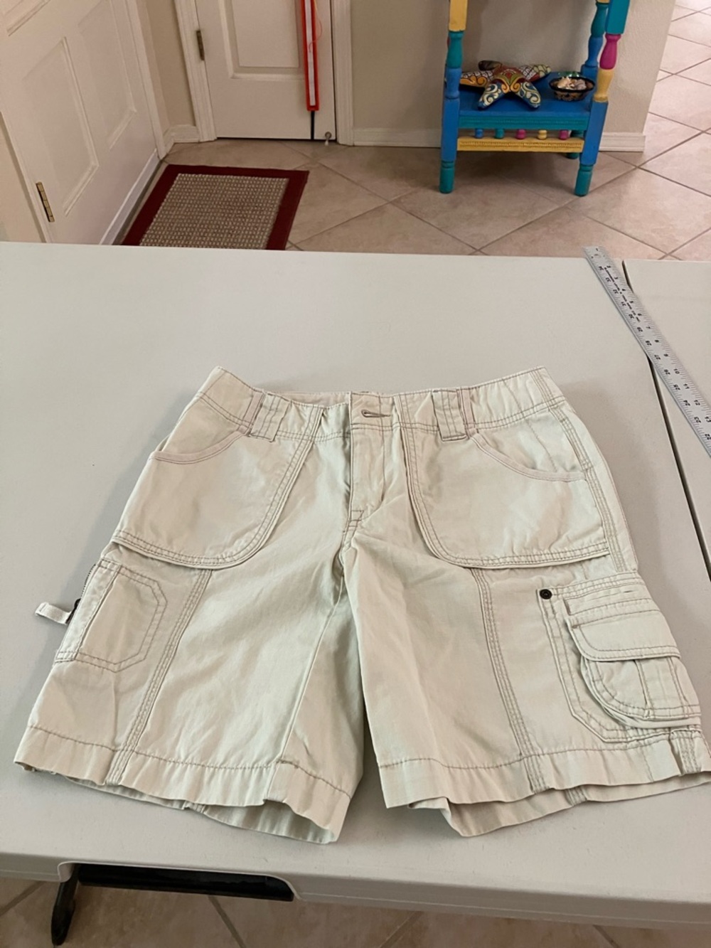 Eddie Bauer Light Beige Utility Cargo Shorts